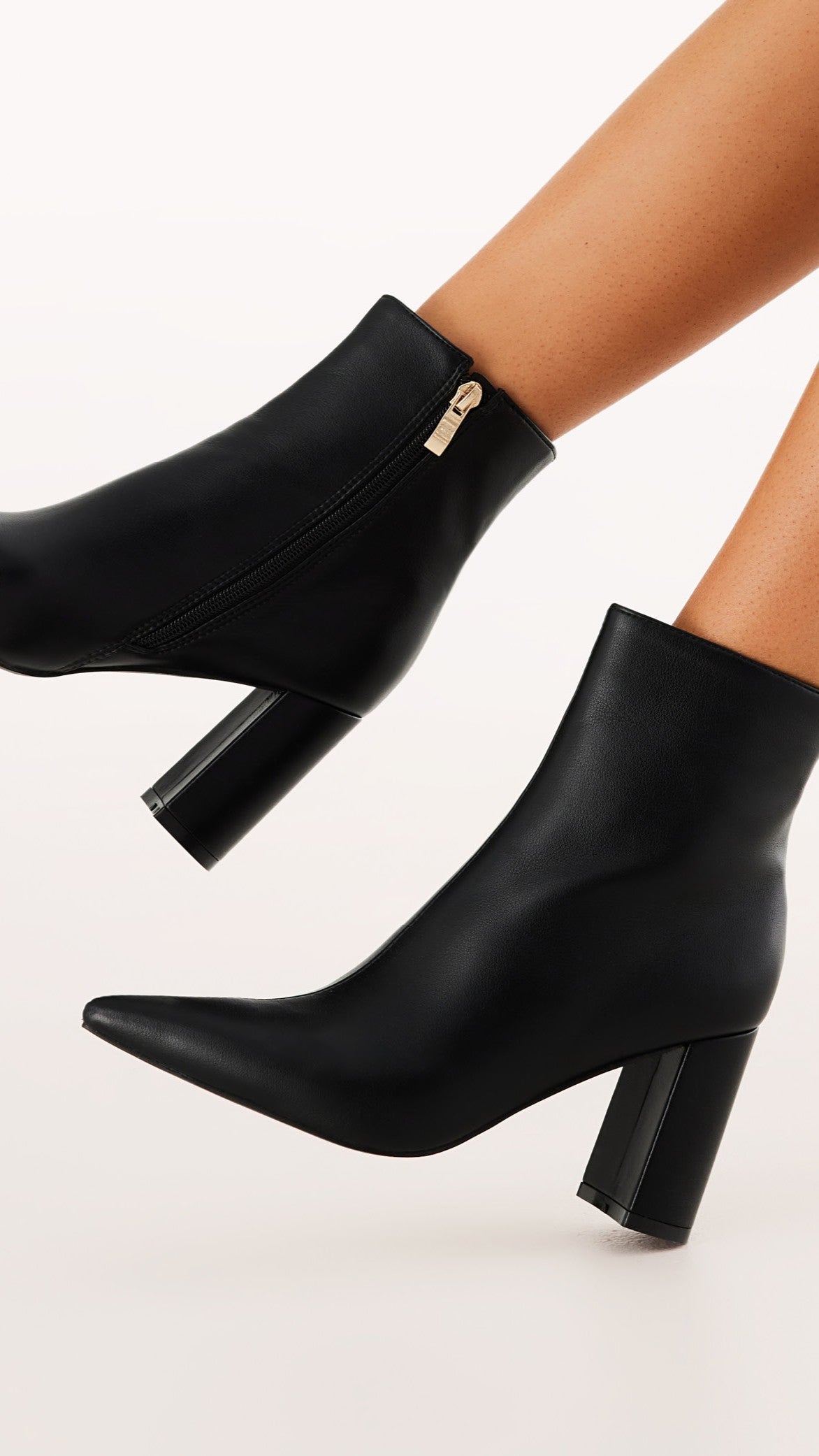Nicoletta Boots - Black